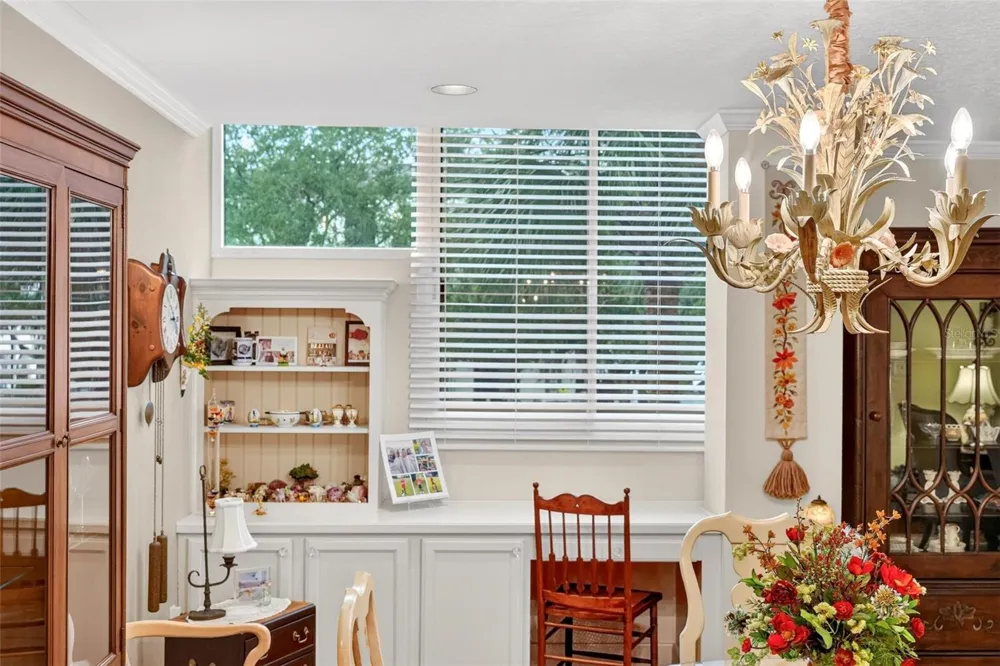 250 CAROLINA AVENUE #205 Winter Park, FL 32789