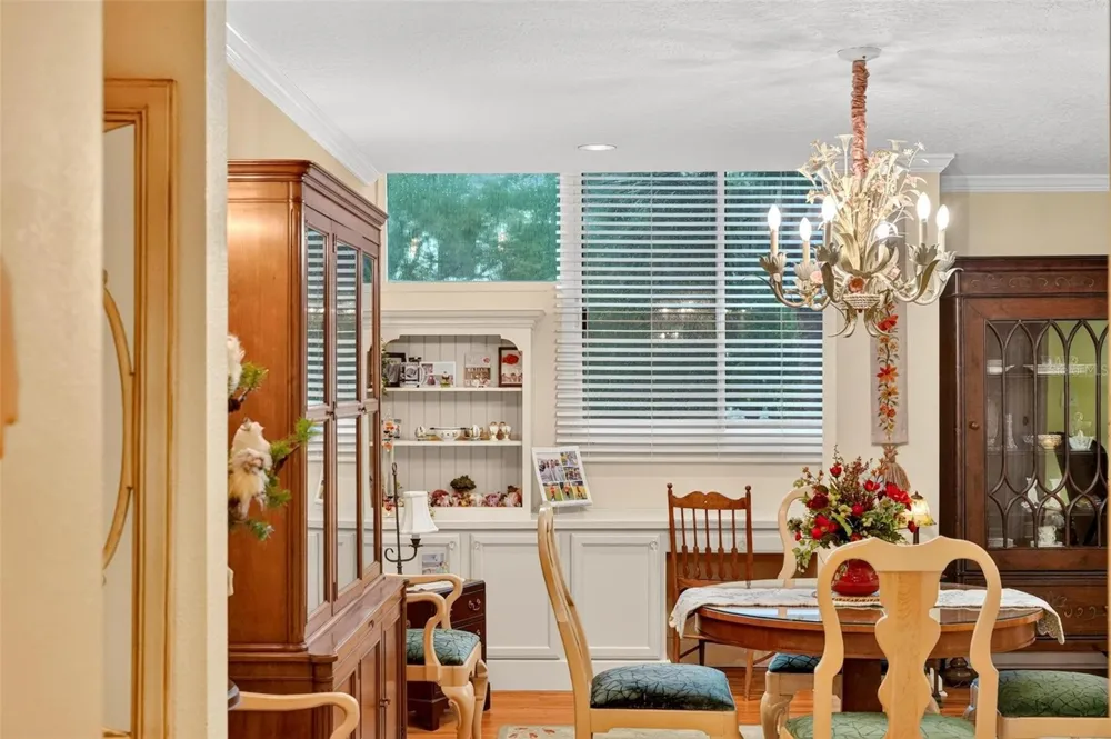 250 CAROLINA AVENUE #205 Winter Park, FL 32789