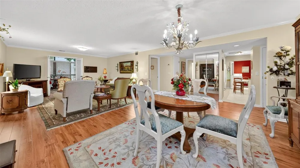 250 CAROLINA AVENUE #205 Winter Park, FL 32789
