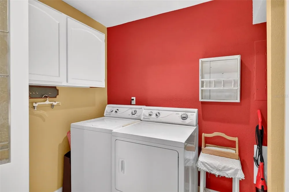 250 CAROLINA AVENUE #205 Winter Park, FL 32789