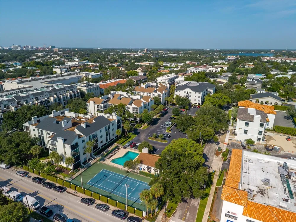 250 CAROLINA AVENUE #205 Winter Park, FL 32789