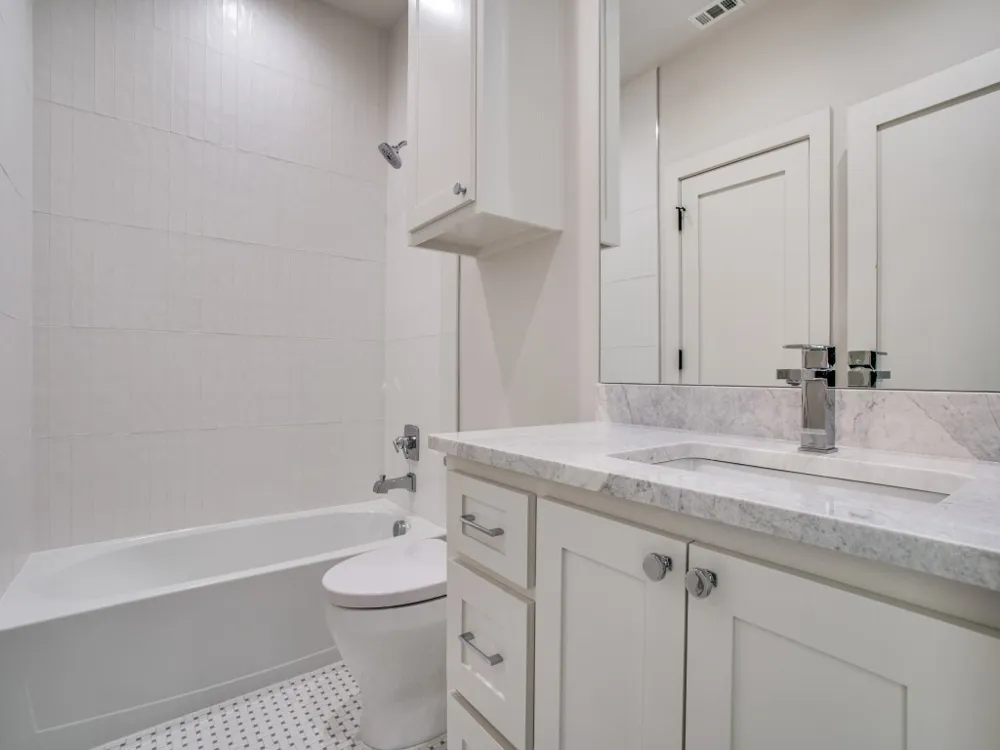 14720 Cherry Hills Drive Farmers Branch, TX 75234