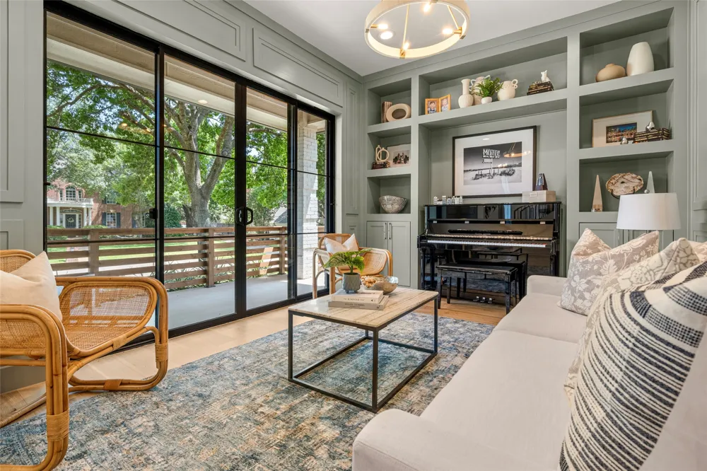 702 Shadow Glen Drive Southlake, TX 76092