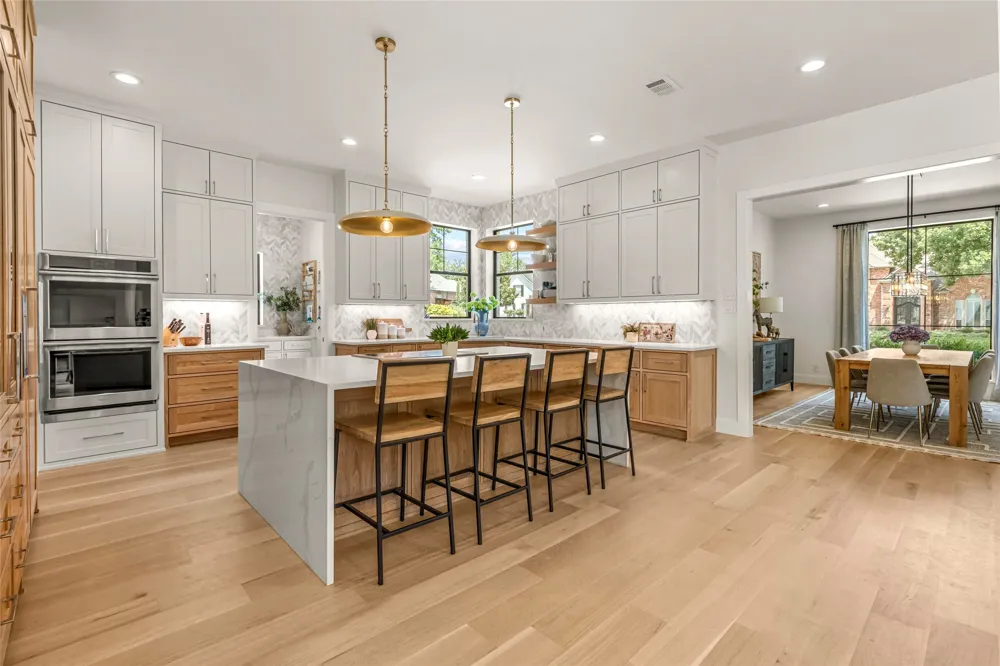 702 Shadow Glen Drive Southlake, TX 76092