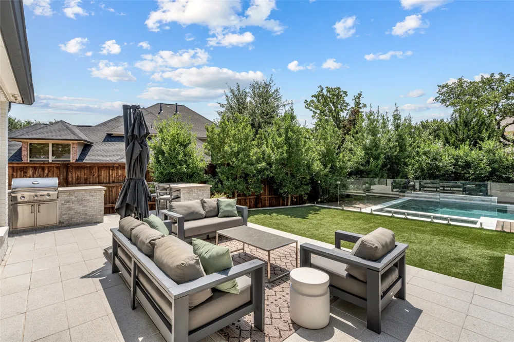 702 Shadow Glen Drive Southlake, TX 76092