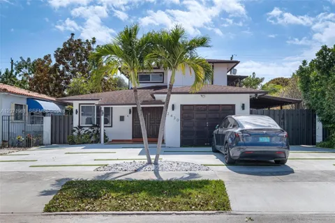 2430 SW 22nd Ter
