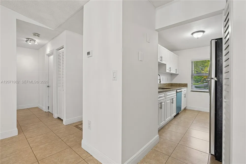 5302 SW 138th Pl Miami, FL 33175