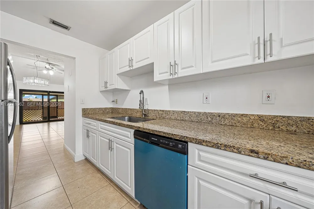 5302 SW 138th Pl Miami, FL 33175