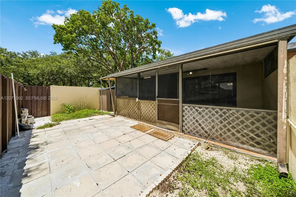 5302 SW 138th Pl Miami, FL 33175