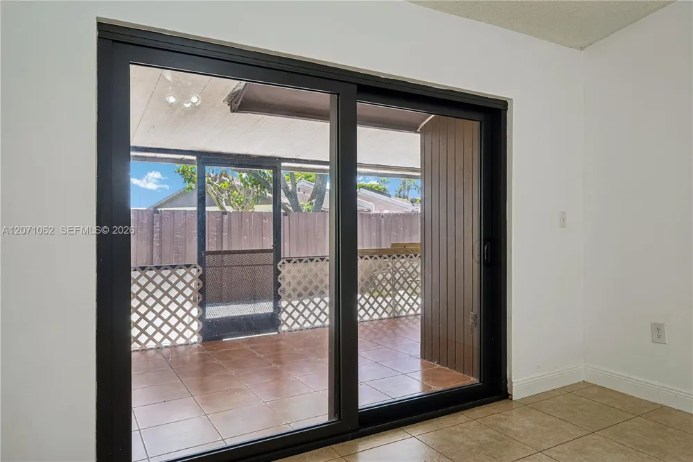 5302 SW 138th Pl Miami, FL 33175