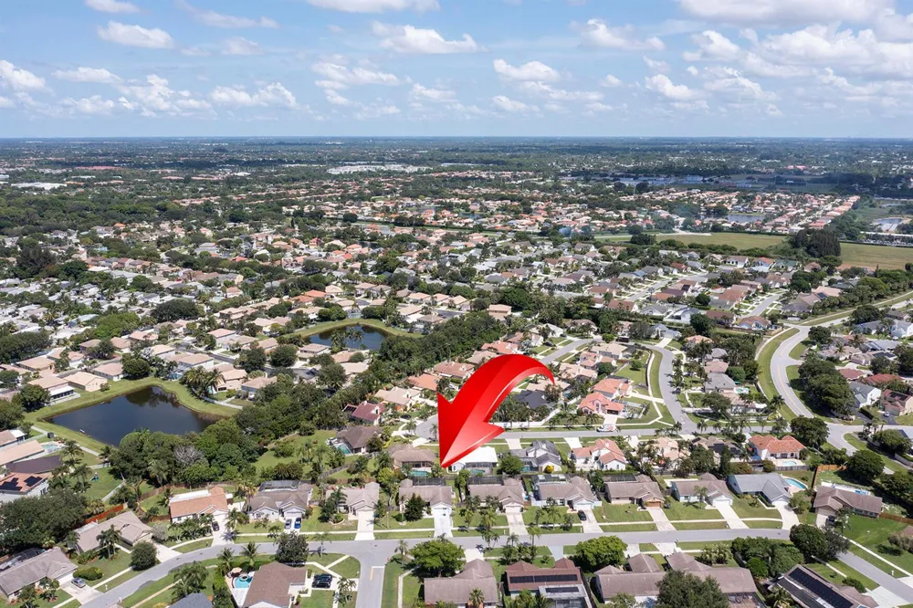 35 CEDAR CIRCLE Boynton Beach, FL 33436