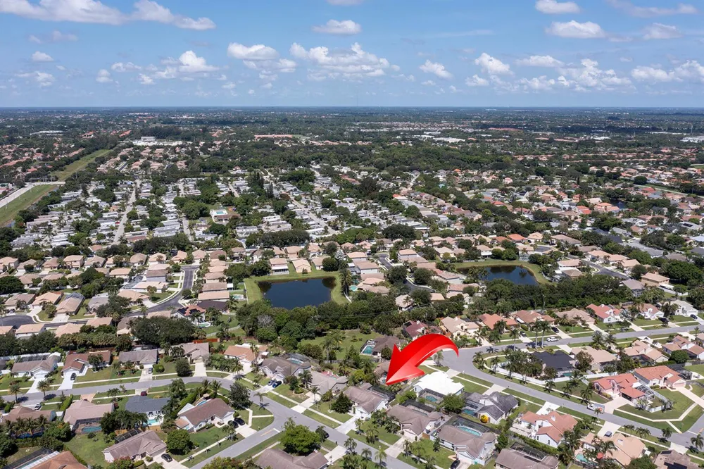35 CEDAR CIRCLE Boynton Beach, FL 33436