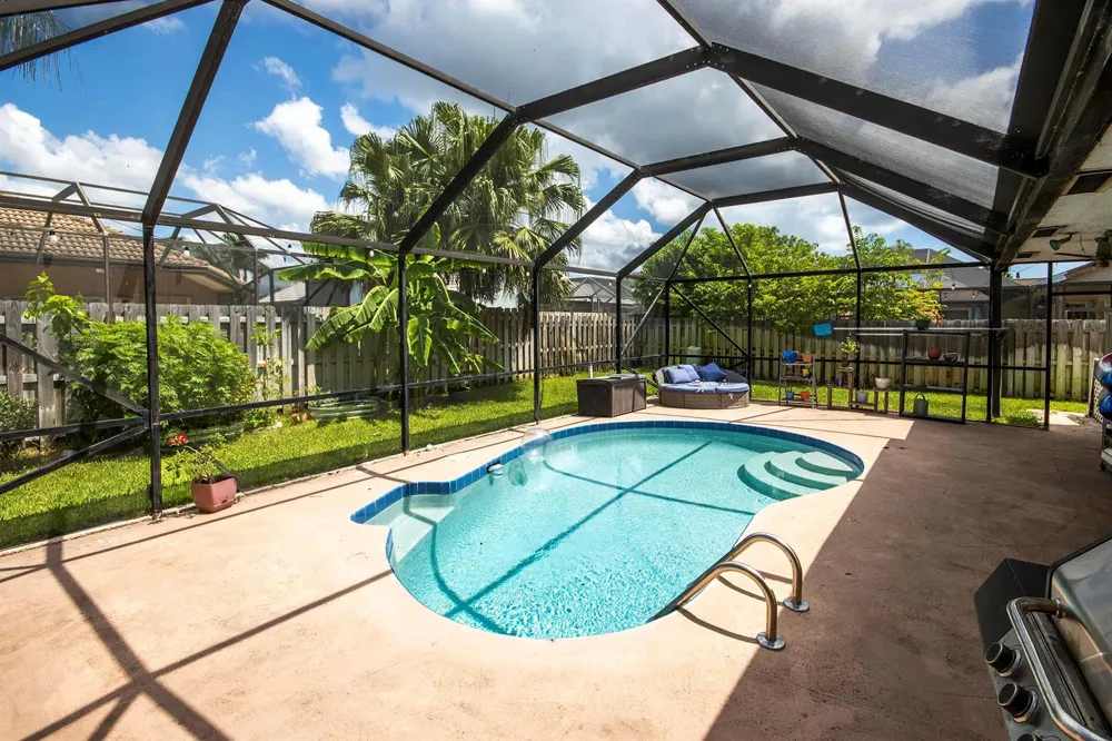 35 CEDAR CIRCLE Boynton Beach, FL 33436
