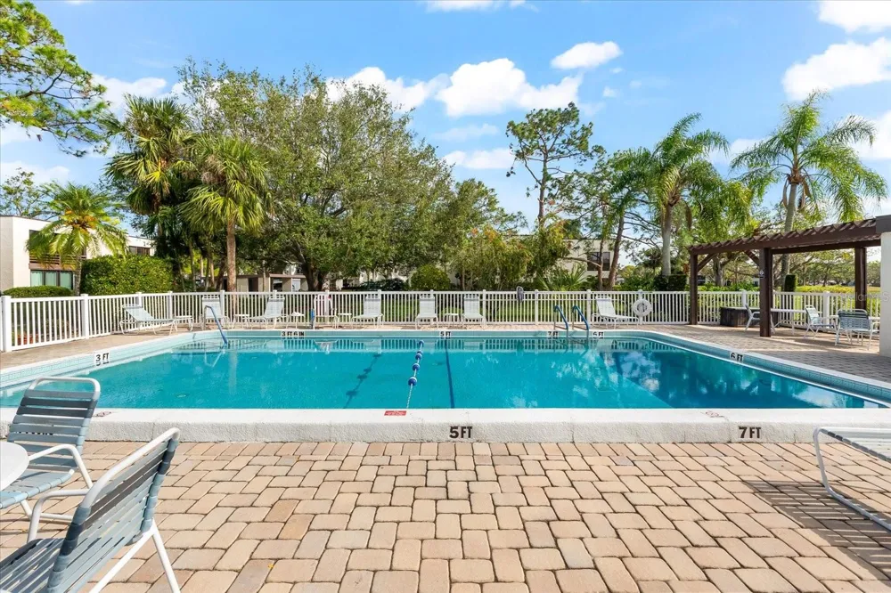 3085 WILLOW GREEN DRIVE #26 Sarasota, FL 34235