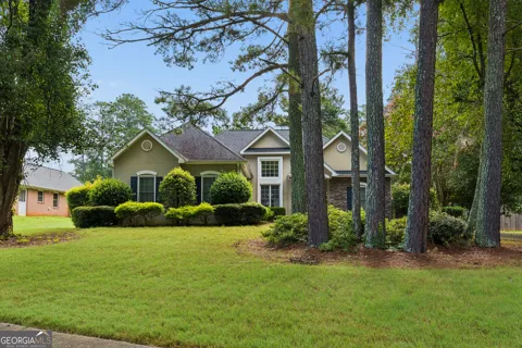 3903 Brianna DR