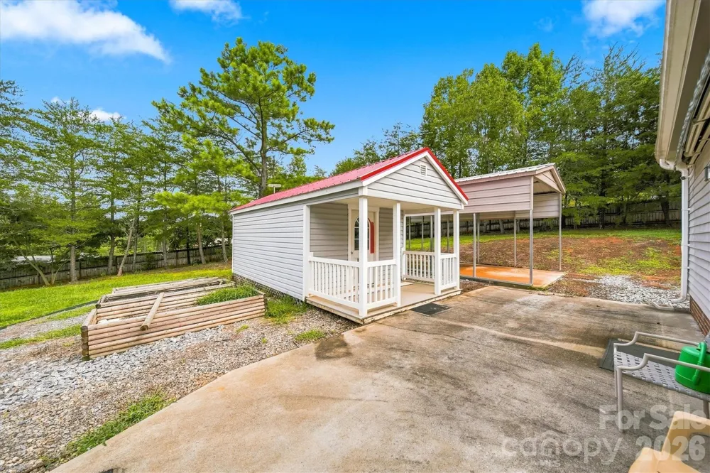 4262 Quarry Drive Morganton, NC 28655