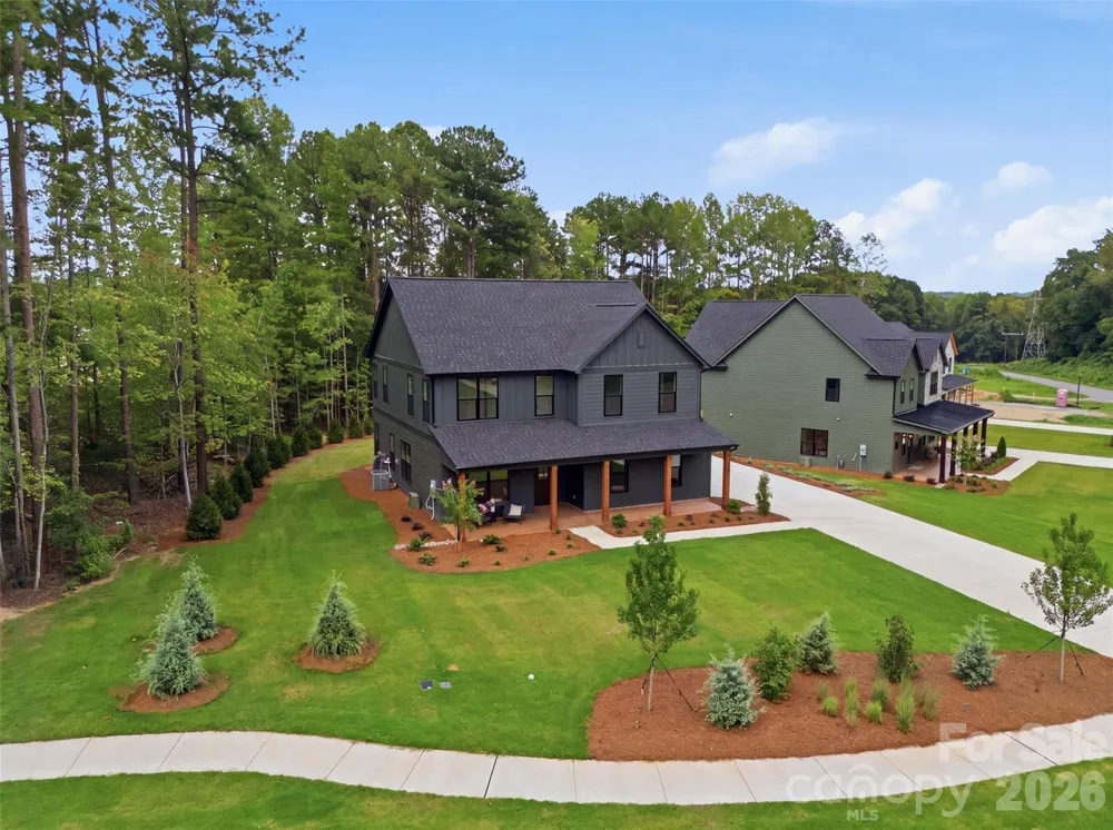 135 Parkdale Drive Belmont, NC 28012