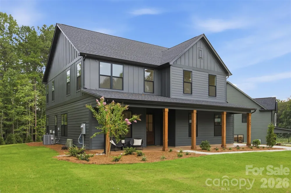 135 Parkdale Drive Belmont, NC 28012