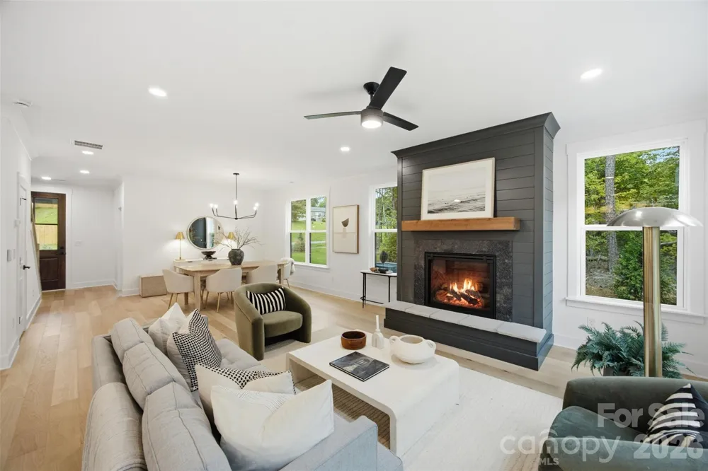 135 Parkdale Drive Belmont, NC 28012