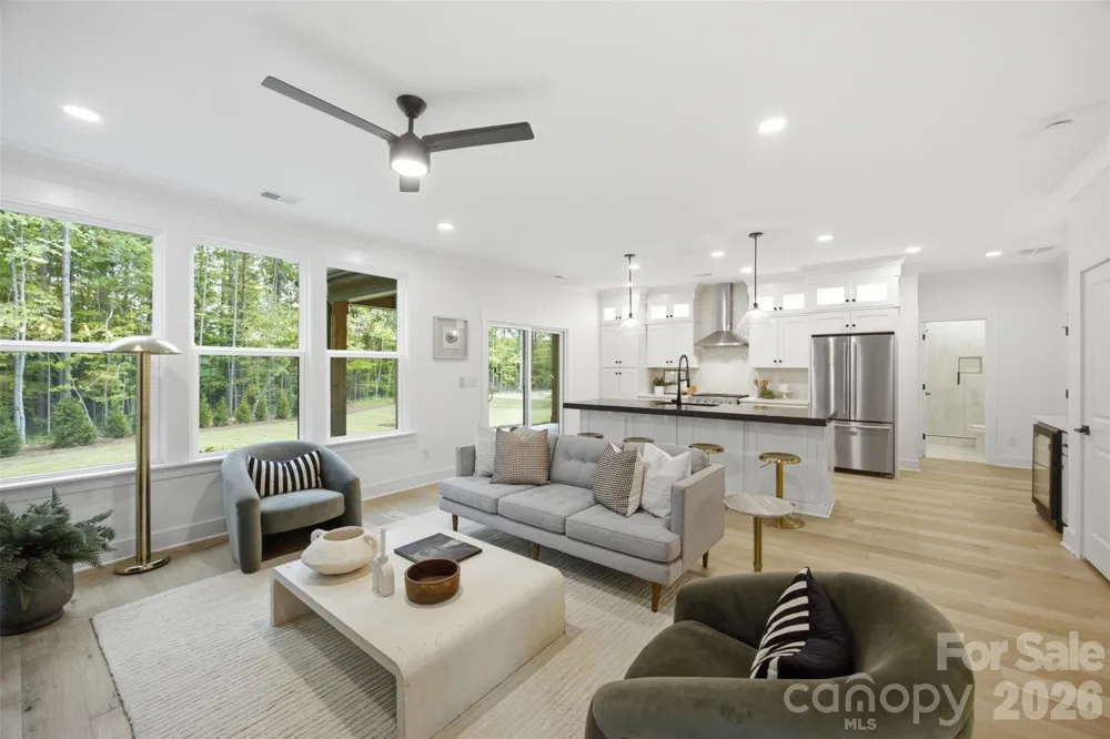 135 Parkdale Drive Belmont, NC 28012
