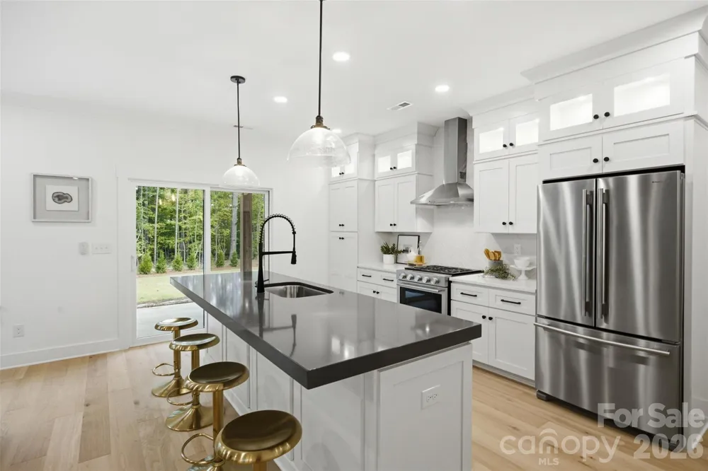 135 Parkdale Drive Belmont, NC 28012
