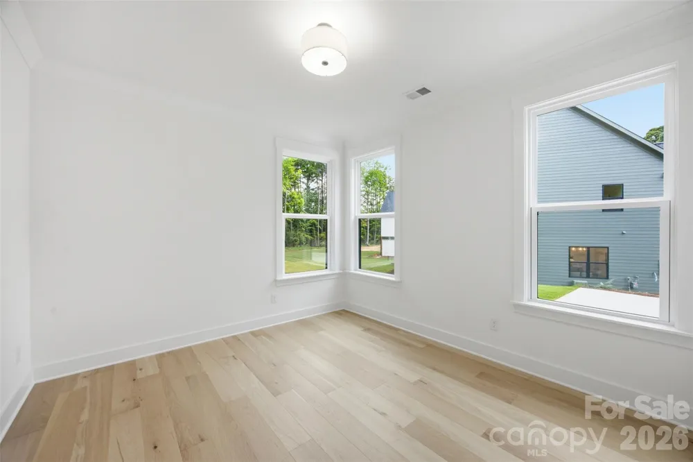 135 Parkdale Drive Belmont, NC 28012