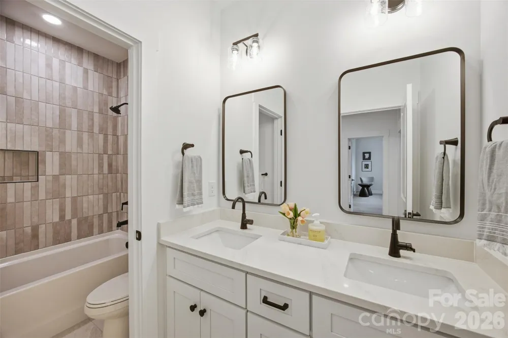 135 Parkdale Drive Belmont, NC 28012