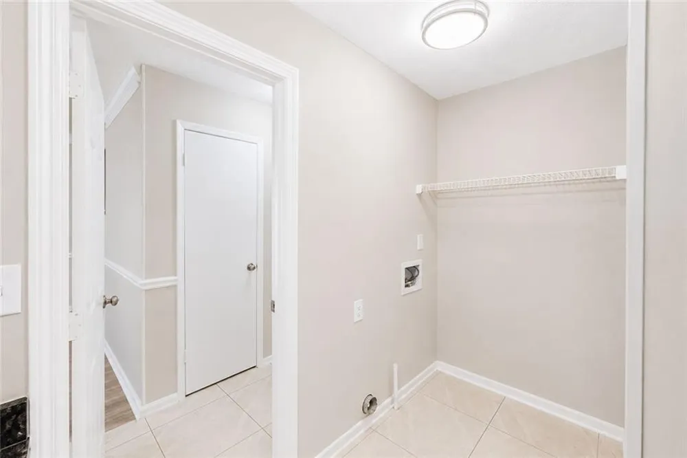 3065 Destin Circle Snellville, GA 30078