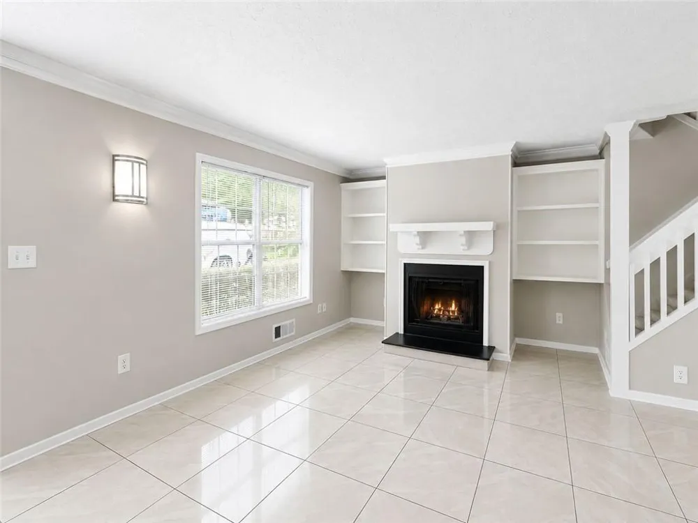 3065 Destin Circle Snellville, GA 30078