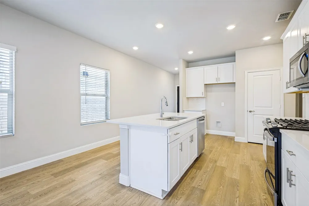 801 McKenna Drive Lowry Crossing, TX 75069