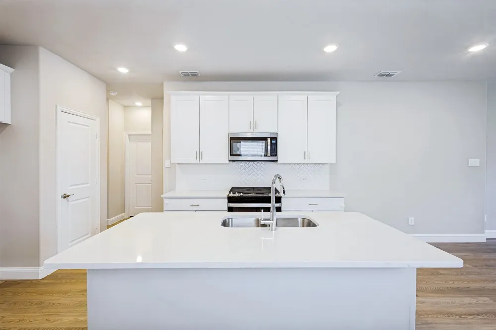 801 McKenna Drive Lowry Crossing, TX 75069