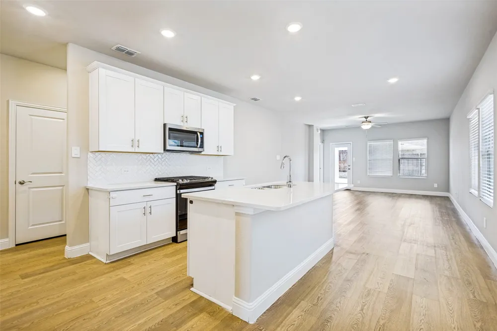 801 McKenna Drive Lowry Crossing, TX 75069