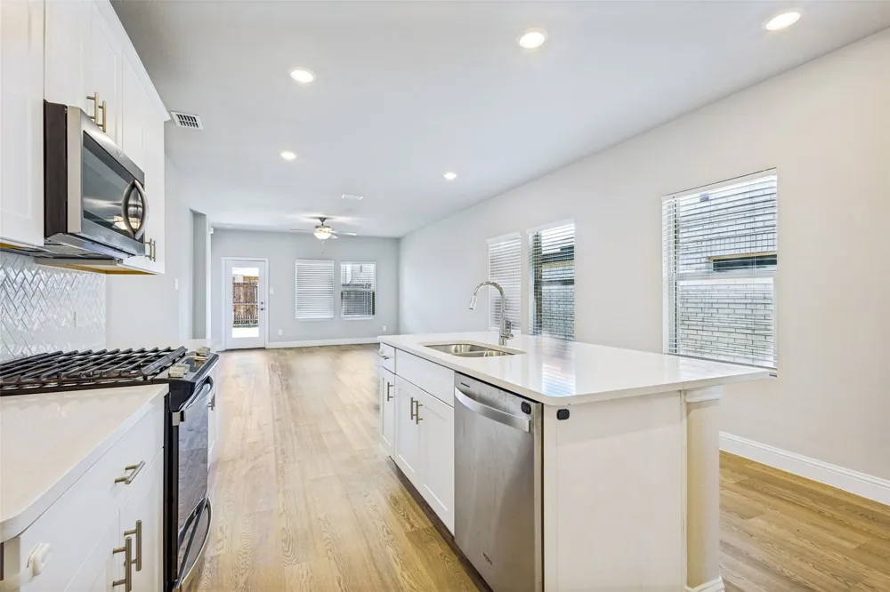 801 McKenna Drive Lowry Crossing, TX 75069