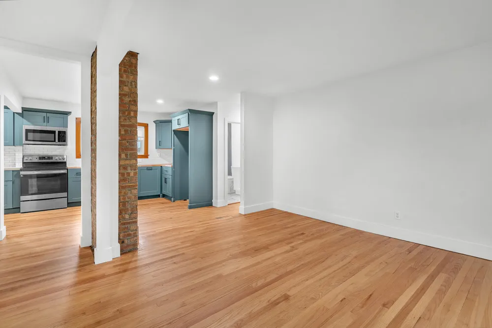 502 S 250 W Valparaiso, IN 46385