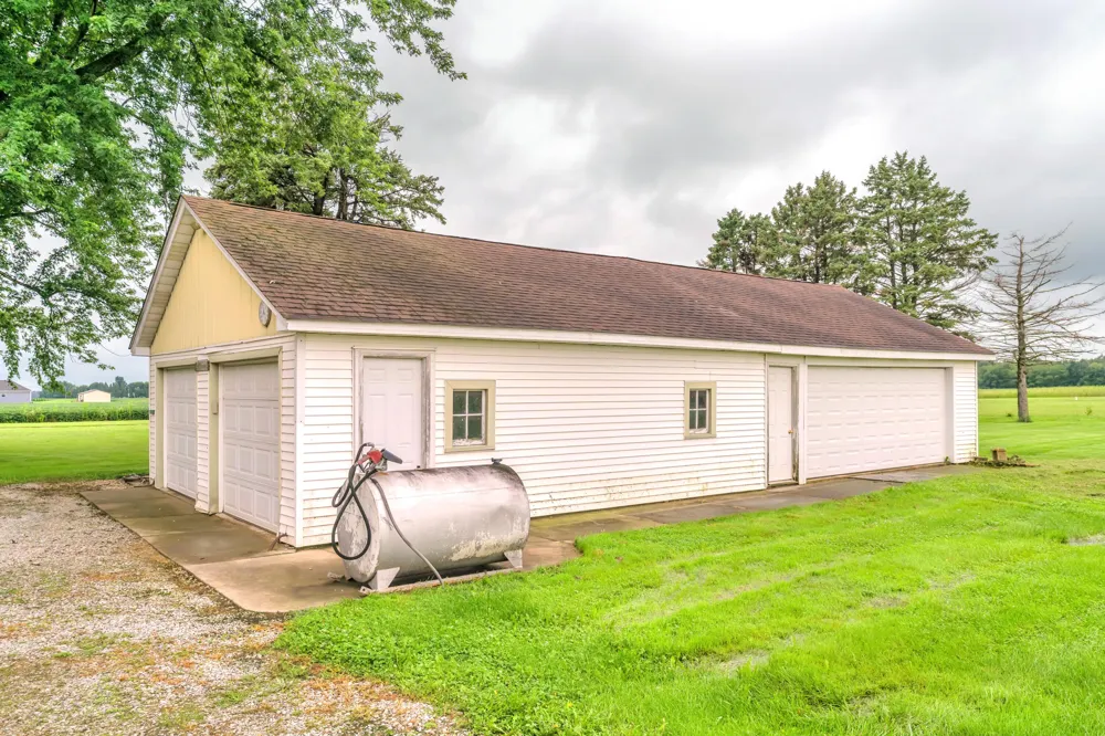 502 S 250 W Valparaiso, IN 46385