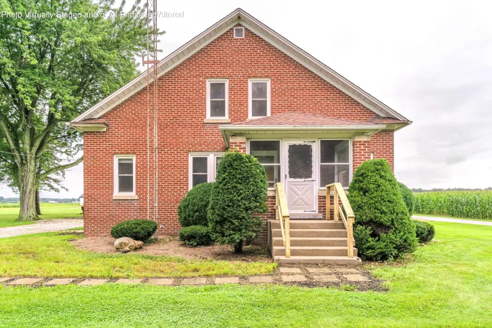 502 S 250 W Valparaiso, IN 46385