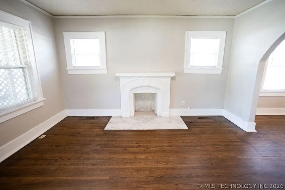 1147 S Florence Avenue Tulsa, OK 74104