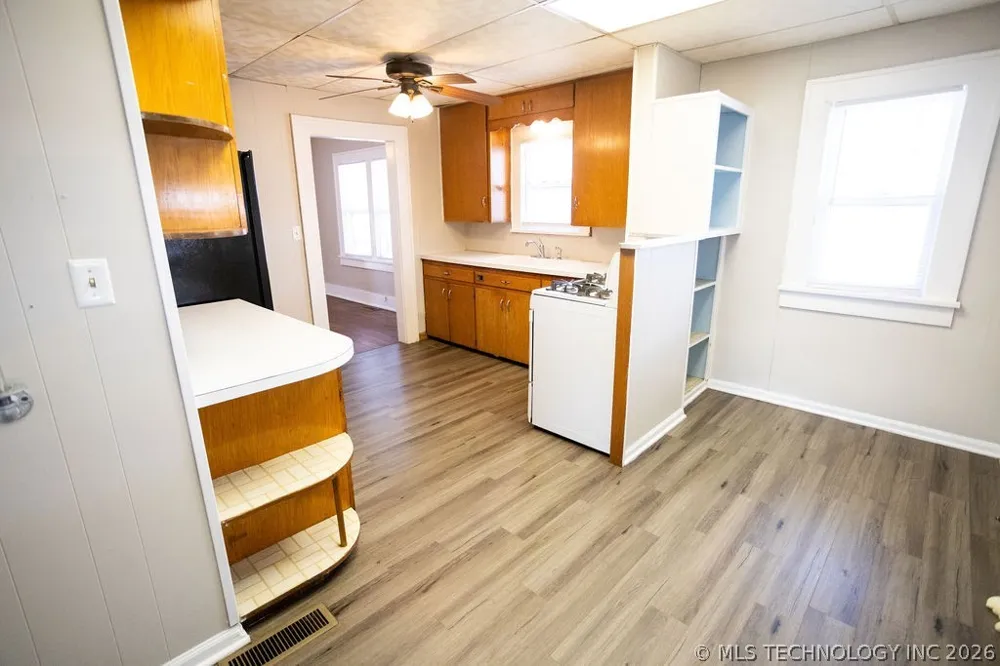 1147 S Florence Avenue Tulsa, OK 74104