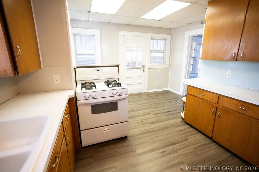 1147 S Florence Avenue Tulsa, OK 74104