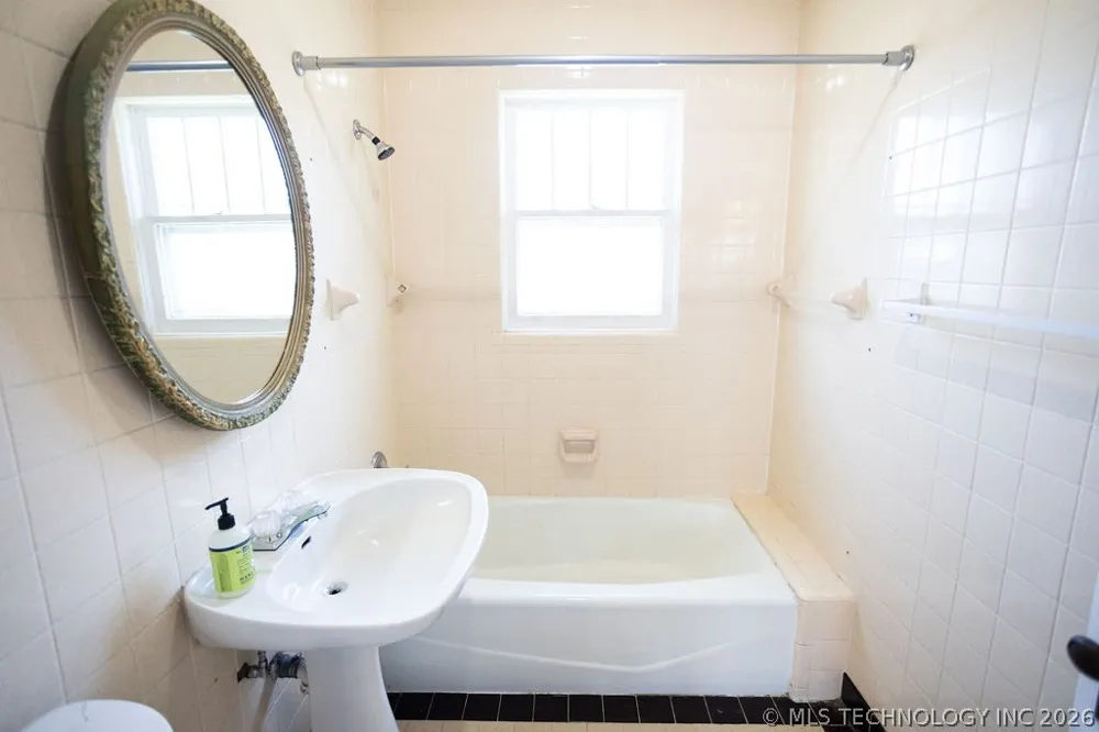 1147 S Florence Avenue Tulsa, OK 74104