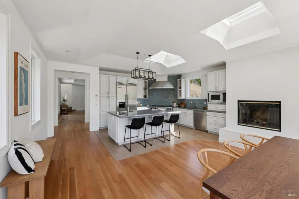 115 Piper Lane Fairfax, CA 94930