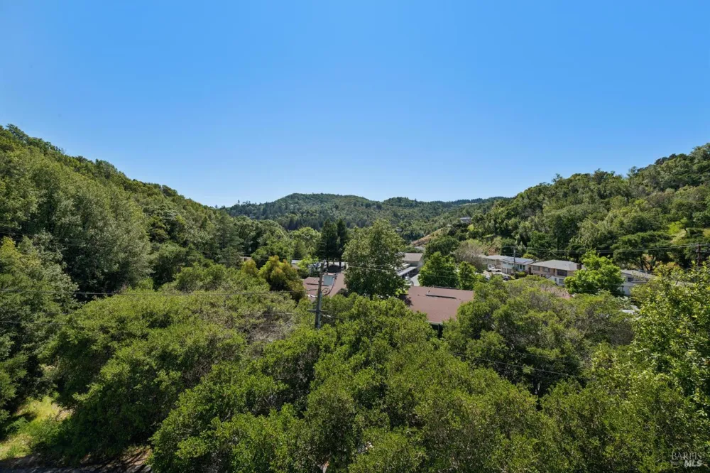 115 Piper Lane Fairfax, CA 94930