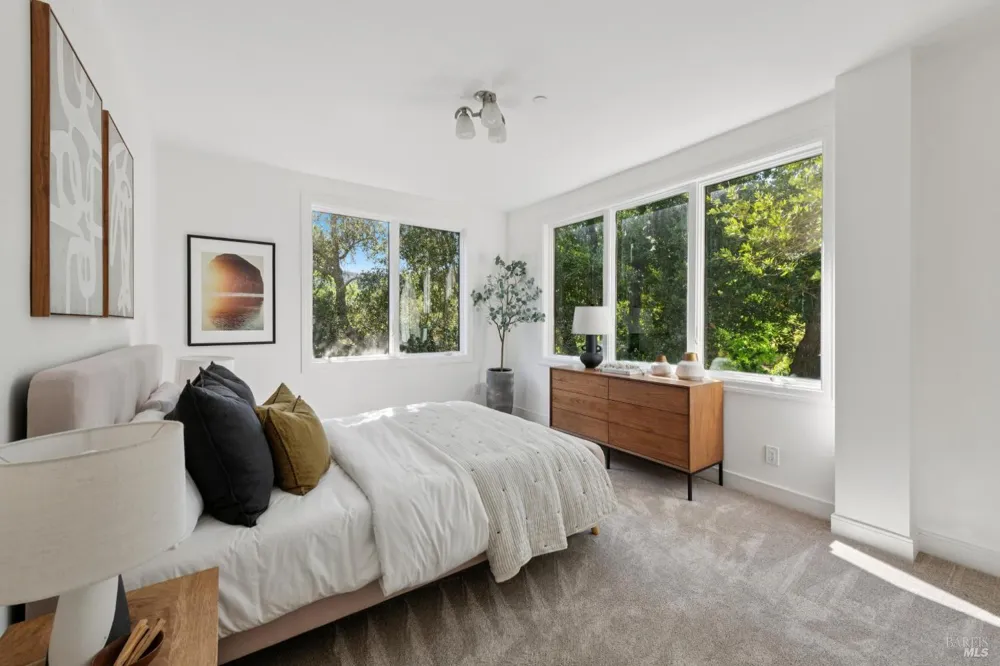 115 Piper Lane Fairfax, CA 94930