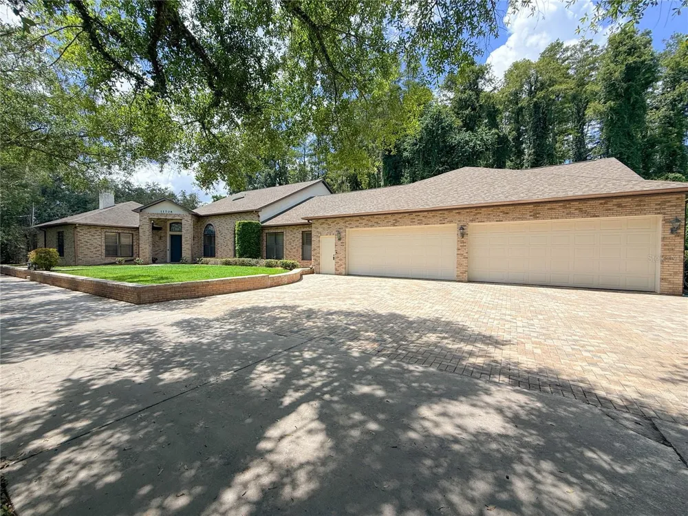 11708 ORANGE GROVE DRIVE Tampa, FL 33618