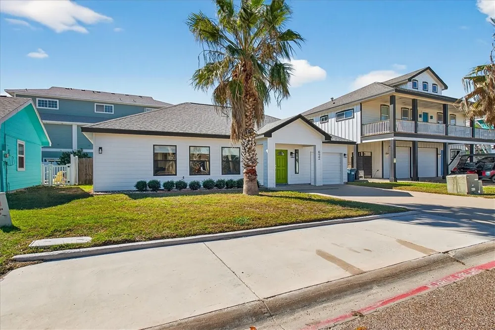622 Sandy Lane Port Aransas, TX 78373
