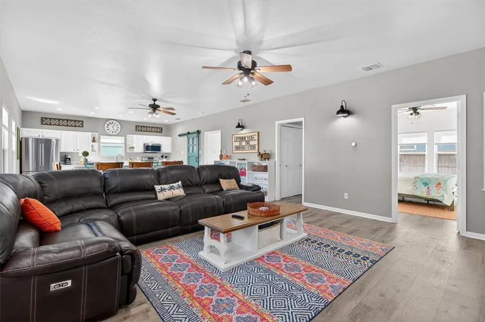 622 Sandy Lane Port Aransas, TX 78373