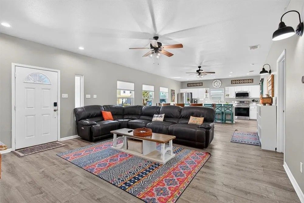 622 Sandy Lane Port Aransas, TX 78373