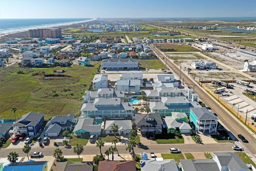 622 Sandy Lane Port Aransas, TX 78373