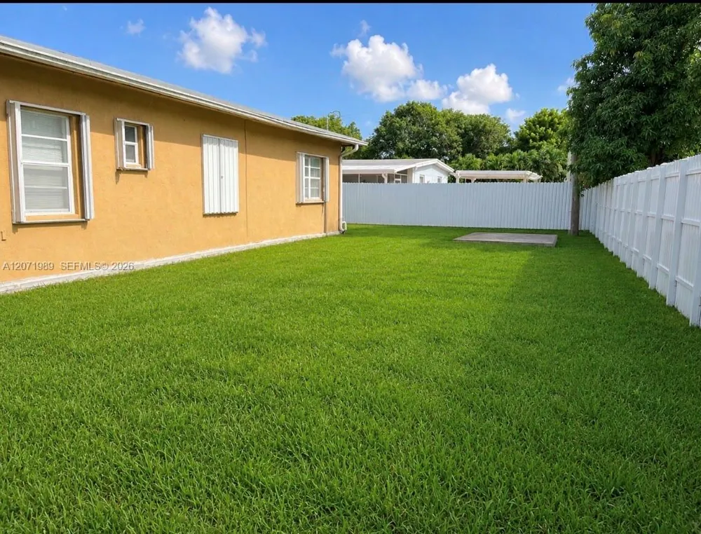 4151 SW 112th Ct Miami, FL 33165