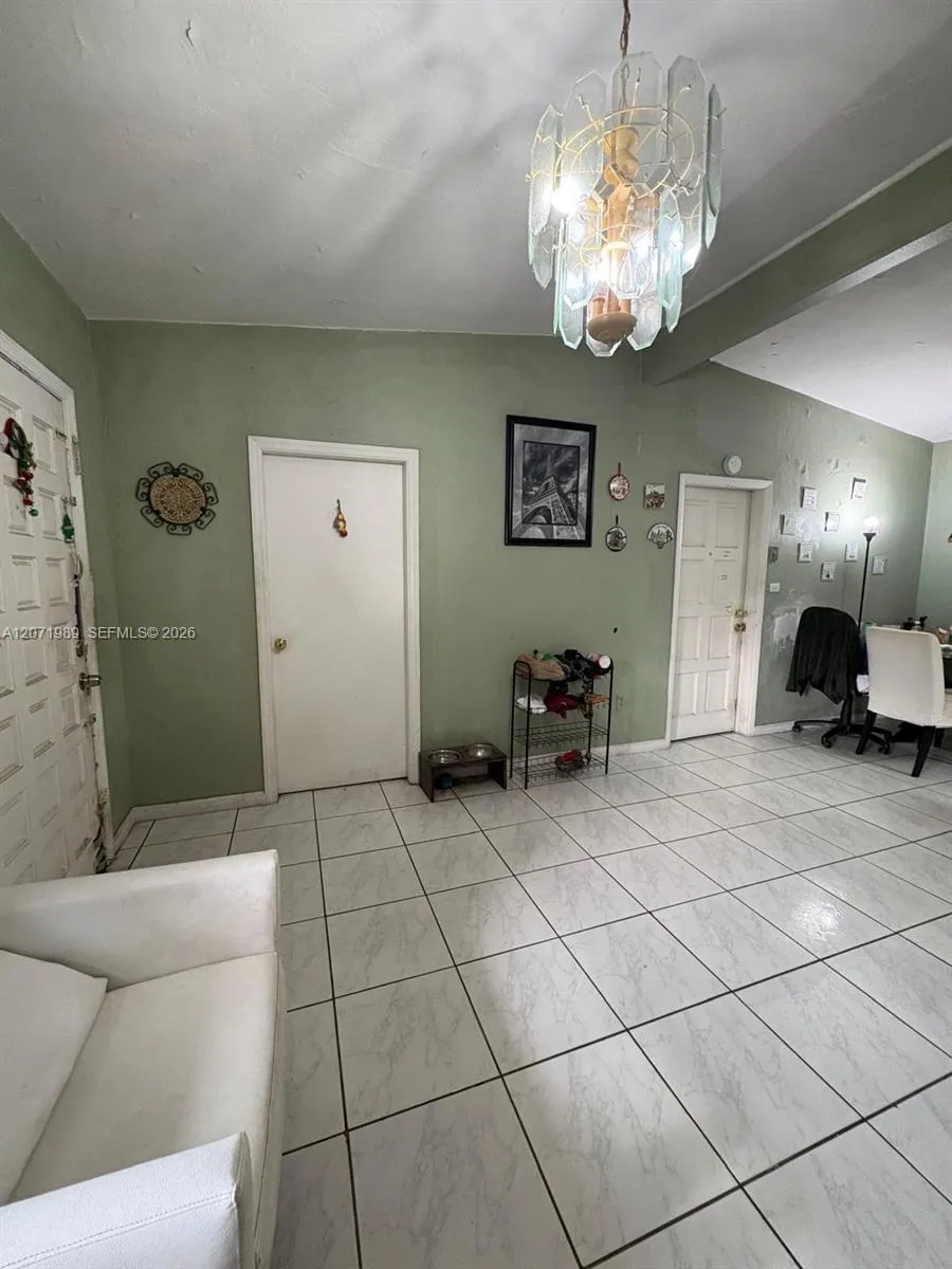 4151 SW 112th Ct Miami, FL 33165